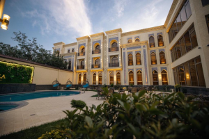 Kohinur Plaza Hotel